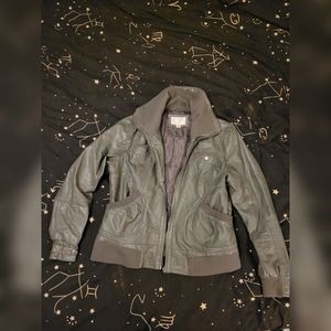 Grey M faux leather jacket